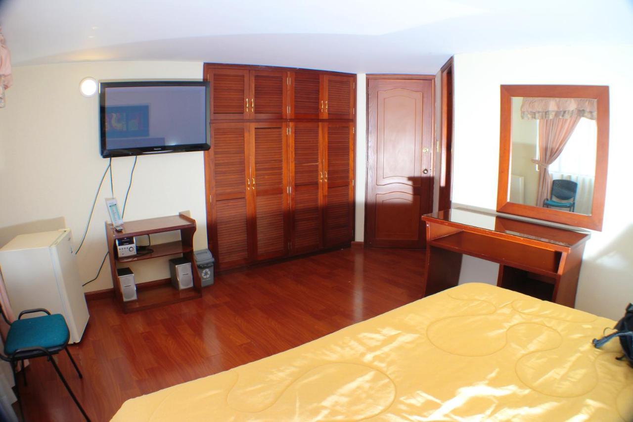 Hotel Santa Isabel 2 Ипиалес Екстериор снимка
