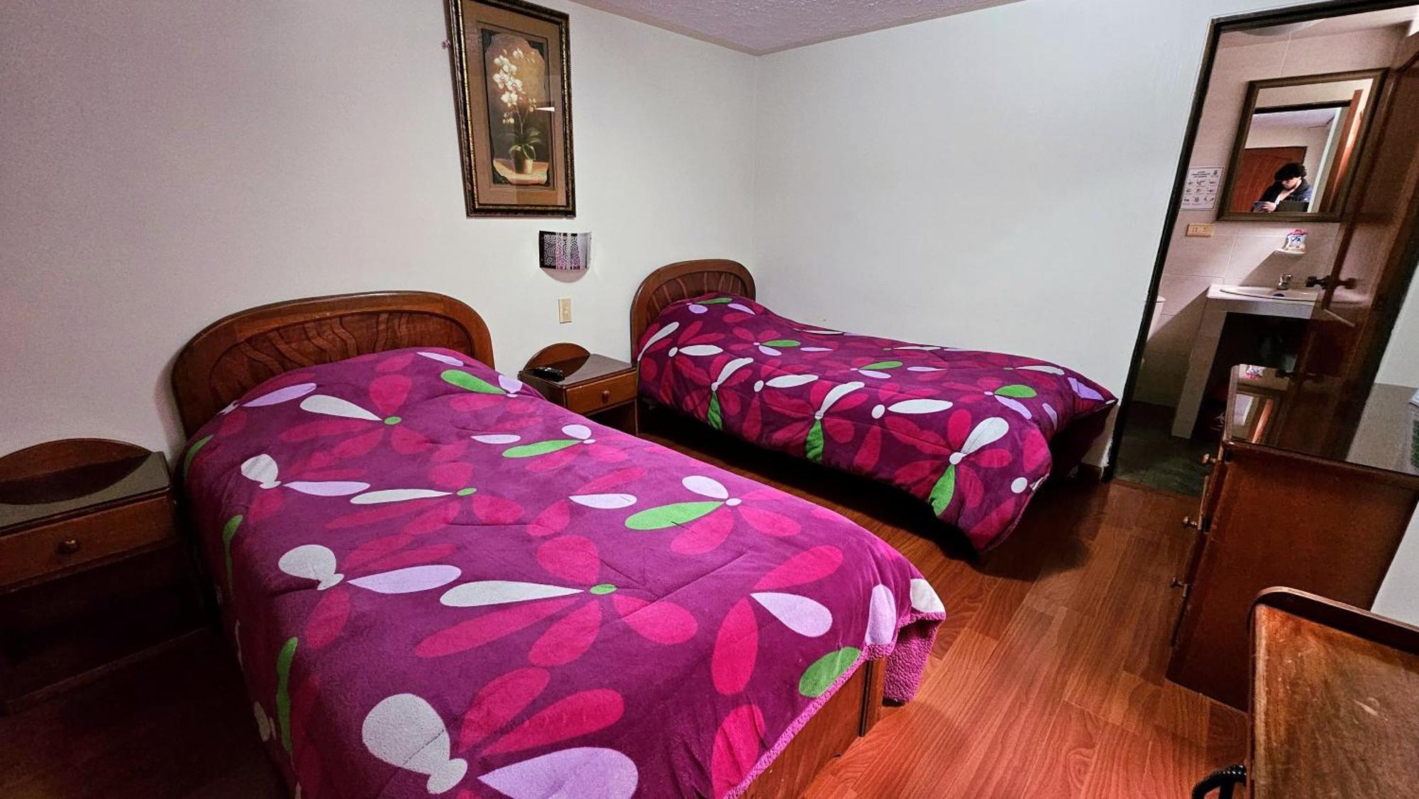 Hotel Santa Isabel 2 Ипиалес Екстериор снимка